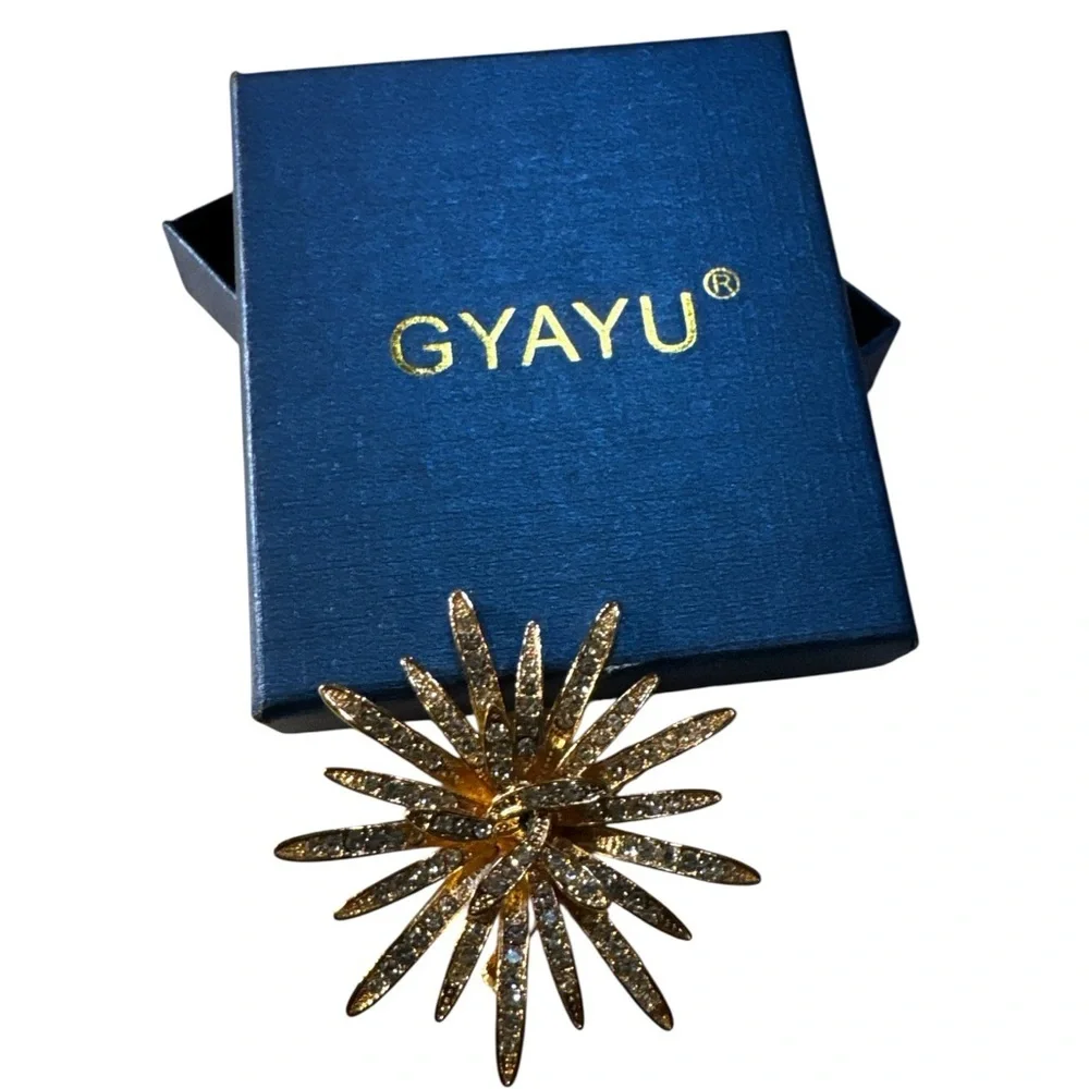 GYAYU Gold Starburst Crystal Rhinestone Brooch Pin Statement Piece